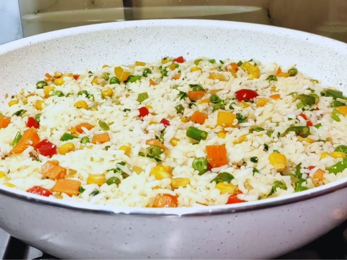 Receita de Arroz à Grega para servir no almoço de natal