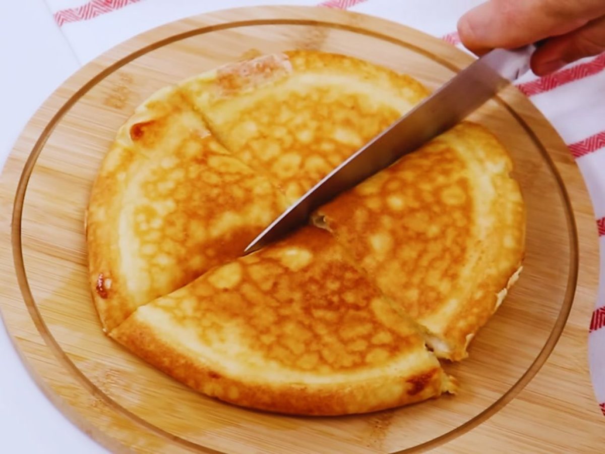 Receita de Pão de Queijo de Frigideira com Ervas Finas