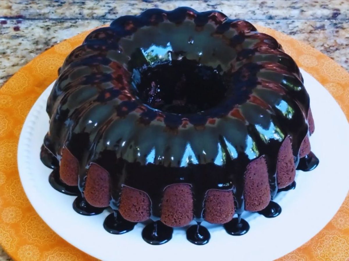Receita de Bolo de Chocolate Fit; como fazer sem liquidificador