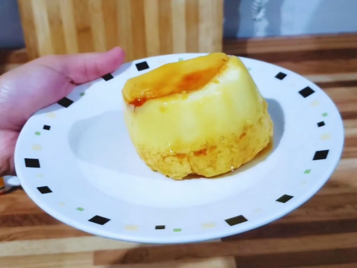 Receita de Pudim de Caneca Fácil Pronto em 5 Minutos