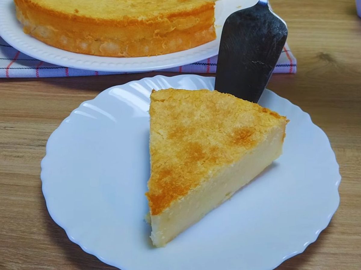 Receita de Bolo de Coco de Liquidificador Que Você Pode Transformar em Vários Sabores