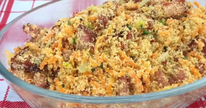 Acompanhamentos: Receita de Farofa de Linguiça Pronta em Apenas 15 Minutos