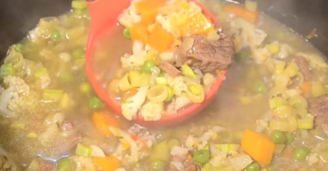 Pratos: Receita de Minestrone: a sopa italiana mais saborosa que você já fez