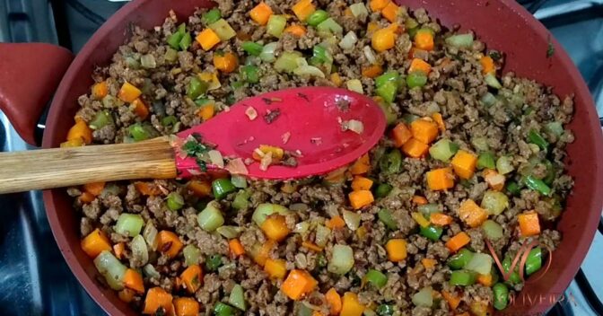 Carnes: Receita de carne moída com legumes ao dente que não leva água