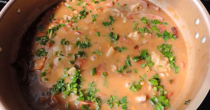 Pratos: Receita de feijão gordo: o segredo é o toucinho dessalgado e a calabresa