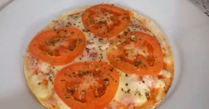 Lanches: Como fazer pizza de Rap10 na frigideira em apenas 5 minutos