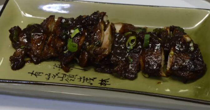 Carnes: Frango Teriyaki caseiro: a receita japonesa que todo mundo precisa conhecer