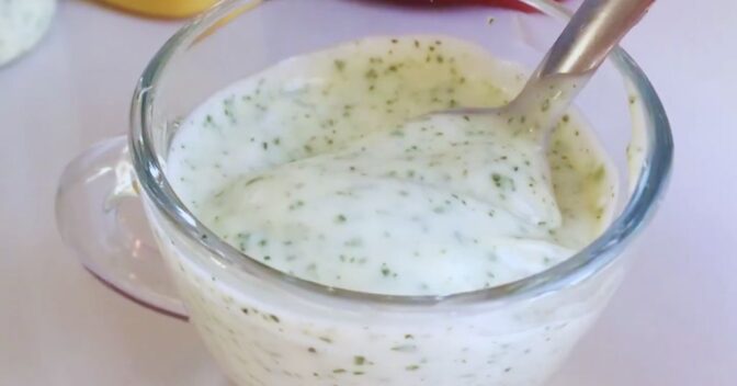 Molhos: Receitas de Maionese Verde – molho favorito em lanchonetes