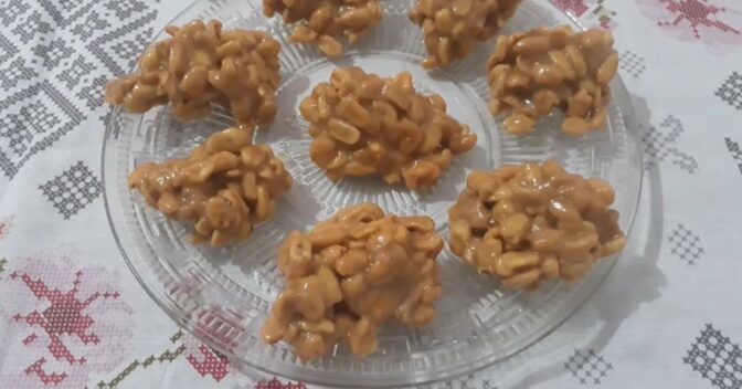 Doces: Receita de Pé de moleque com leite condensado que derrete na boca