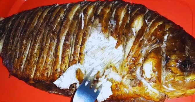 Pratos: Receita Peixe Recheado na Churrasqueira com sabor único