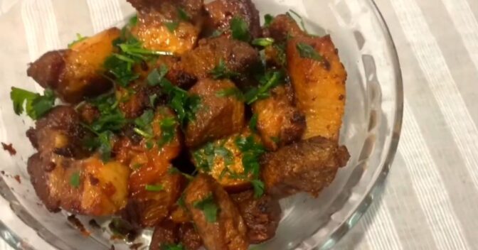Carnes: Receita de Ponta de peito na pressão que derrete na boca