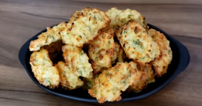 Entradas e Petiscos: Receita de bolinho de arroz na Air fryer que fica crocante sem usar óleo