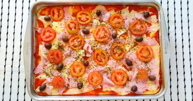 Pratos: Receita de pizza de arroz: o jeito mais fácil de reaproveitar as sobras do almoço