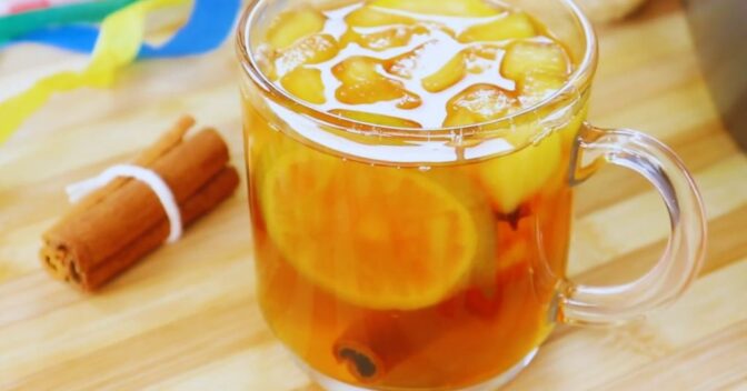 Drinks: Receita de Quentão do jeito certo para aquecer as festas