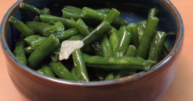 Acompanhamentos: Receita de vagem na manteiga que vai mudar seu jeito de cozinhar legumes