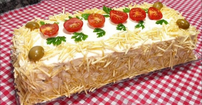 Bolos: Torta de frango com pão de forma: aprenda o bolo salgado mais pedido do ano