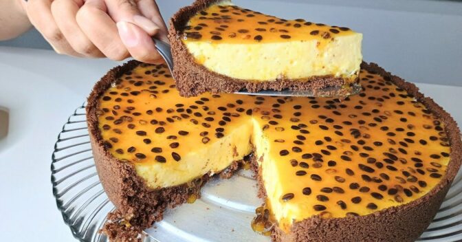 Sobremesas: Torta de maracujá com ganache que vai te surpreender de tão cremosa