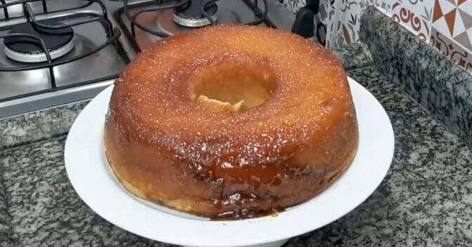 Bolos: Receita de Bolo de Macaxeira com Calda da minha Dona Luíza