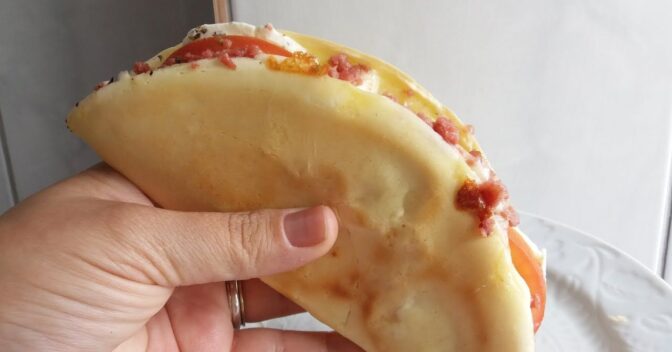 Lanches: Como fazer crepioca recheada que fica pronta em 5 minutos