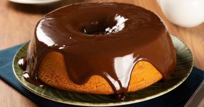 Bolos: Receita Bolo de Laranja com Calda de Chocolate que todo mundo vai querer mais