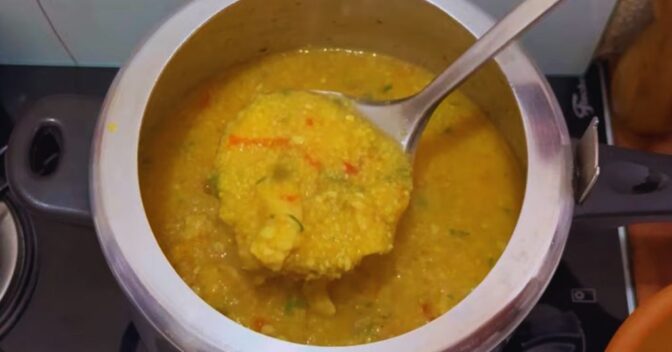 Pratos: Receita Canjiquinha com Frango perfeita para os dias de frio