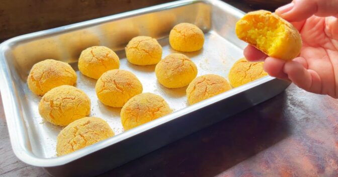 Lanches: Receita de broa de flocão que fica macia e perfeita para o café
