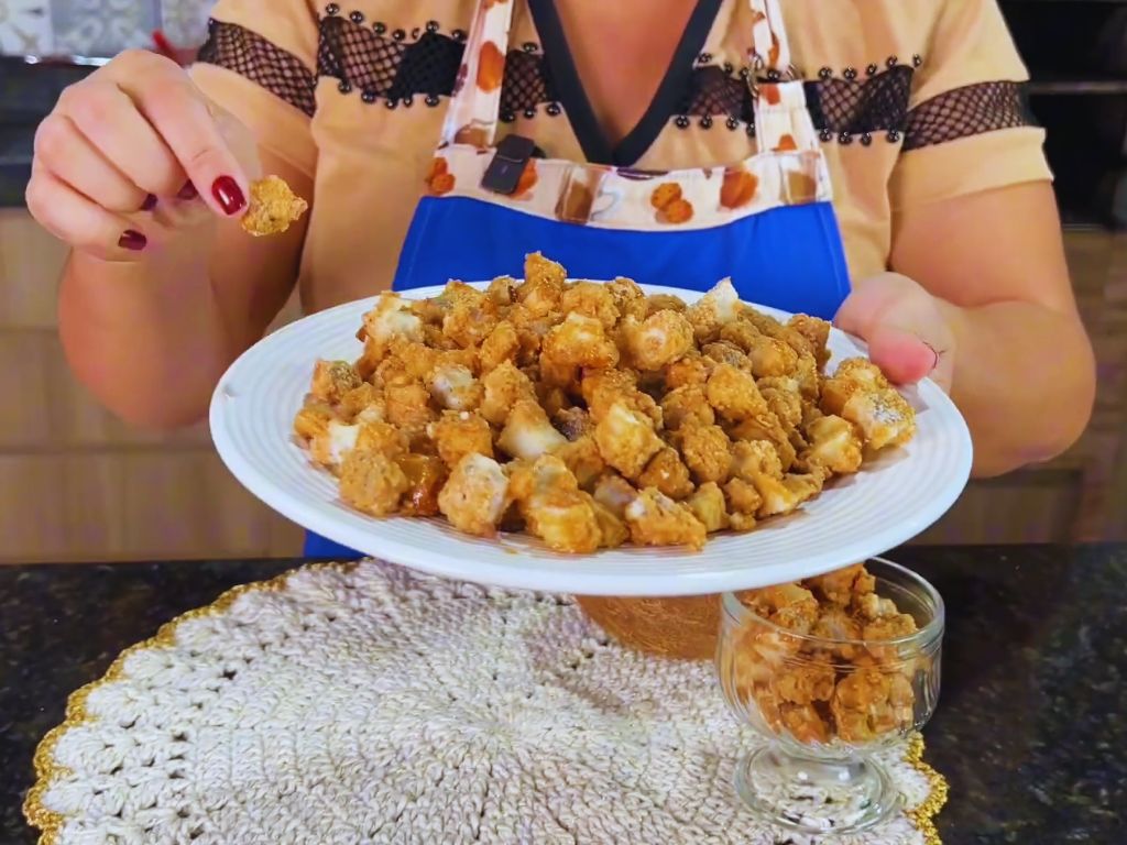 Receita de Coco Caramelizado igualzinho das maiores festas juninas 