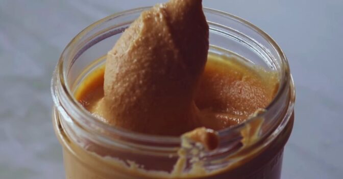 Acompanhamentos: Receita de pasta de amendoim caseira sem adição de óleo