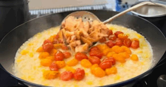 Pratos: Eu tenho certeza que você vai amar essa receita de Risoto de Salmão com Limão Siciliano