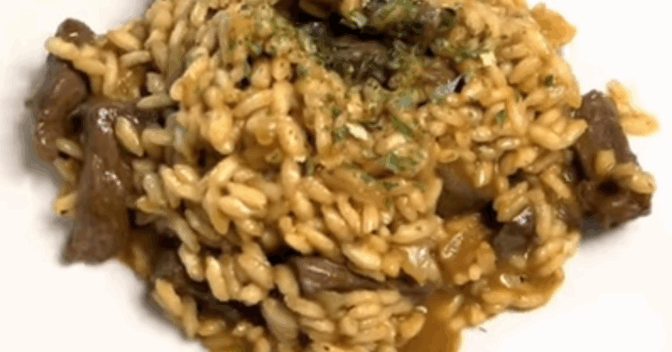 Pratos: Para você arrasar no domingo: Receita de Risoto de Carne Cremoso
