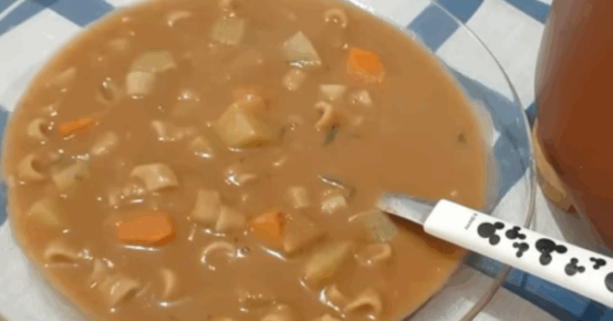 Pratos: Eu vou te mostrar como fazer uma Sopa de Feijão com macarrão e legumes que é um espetáculo