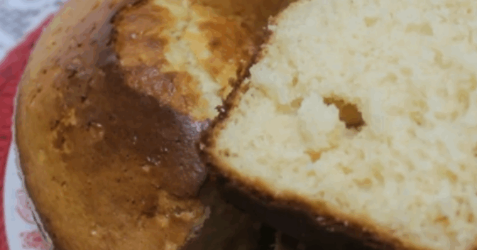 Bolos: Como fazer esse Bolo de Leite Condensado super fofinho para servir no café da tarde