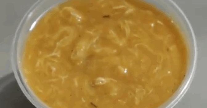 Pratos: Receita rápida de Caldo de Legumes com Frango que combina com o inverno