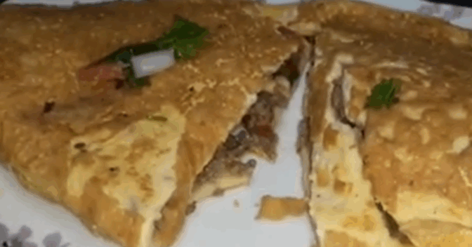 Pratos: Prepare o mais delicioso e clássico Omelete de Carne Moída que é uma refeição completa