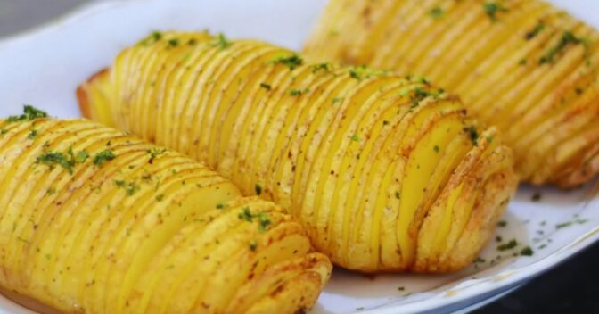 Acompanhamentos: Receita de Batata Hasselback: a forma favorita de fazer
