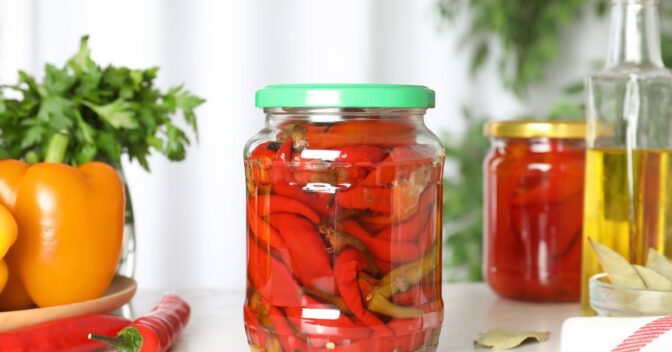 Molhos: Receita de Conserva de Pimenta Malagueta que Rende Muito e Fica Saborosa