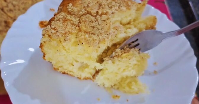 Bolos: Receita de Cuca de Maçã que vai te fazer sentir o gostinho da cozinha da vovó