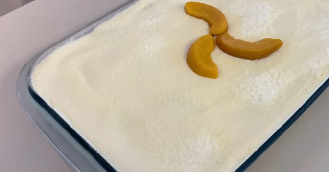 Sobremesas: Receita de Pavê de Pêssego com Biscoito Maizena do Jeito Certo
