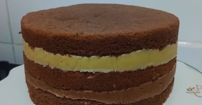 Bolos: Receita de Torta Chiffon de Chocolate para um café da tarde especial