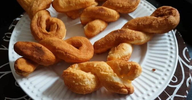 Lanches: Como fazer Bolo Frito de Tapioca com receita que a minha avó mantinha guardada no caderninho