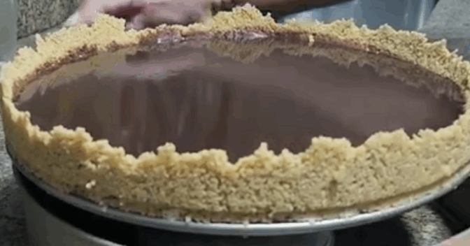 Sobremesas: Aprenda a fazer a Torta Suprema e pegue todo mundo de surpresa com o sabor incrível