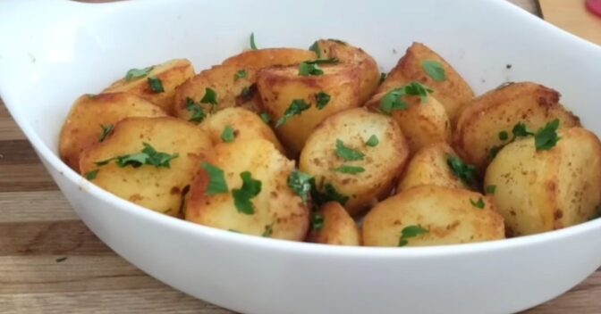 Acompanhamentos: Receita de Batata Salteada para fazer no almoço de domingo; sabor inesquecível